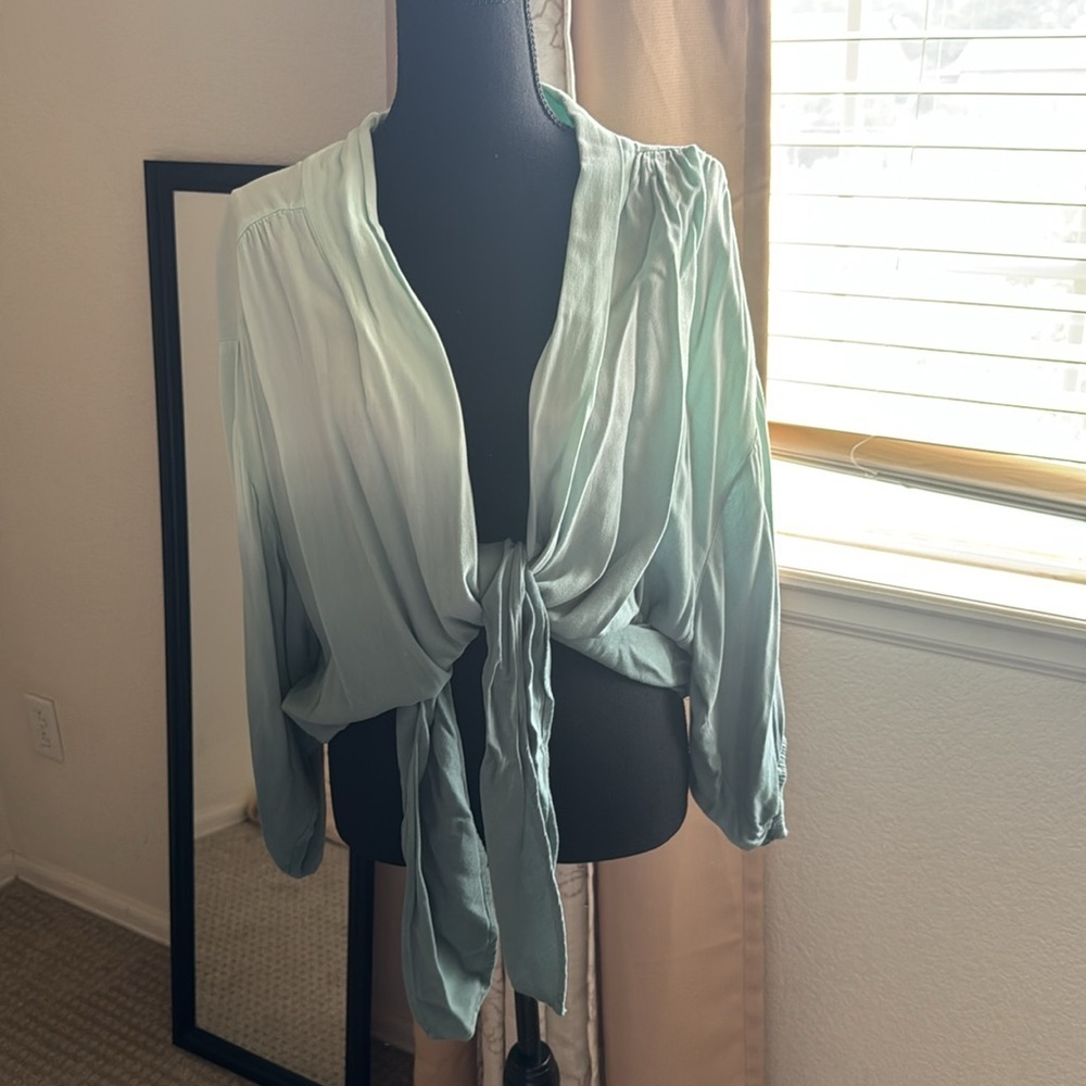 Young, Fabulous & Broke tie front top